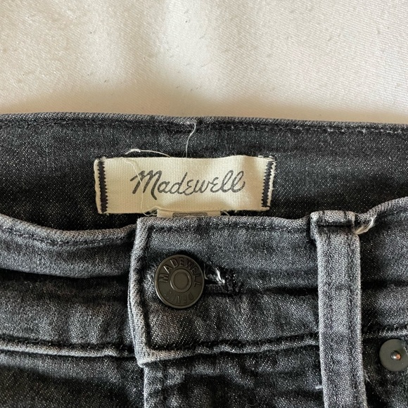 The Perfect Vintage Straight Crop Jean in Lunar Wash - Picture 7 of 13